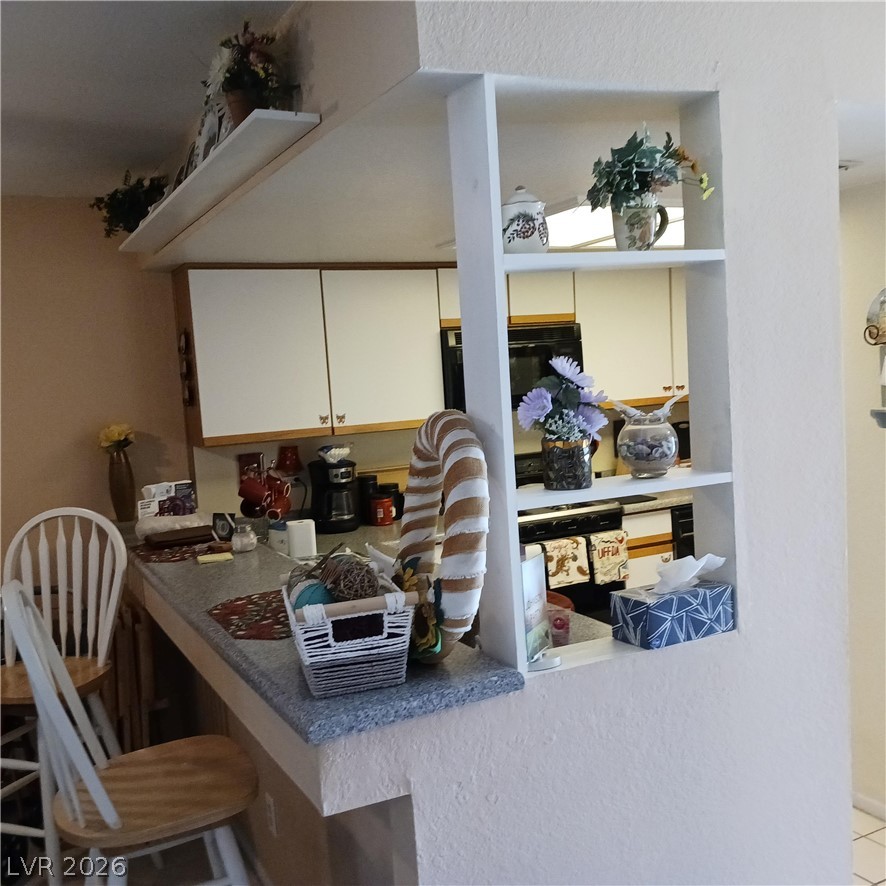 Photo 12 of 27, 2856 Bluebonnet Drive #2