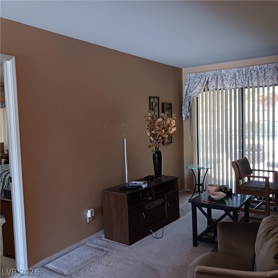 Photo 14 of 27, 2856 Bluebonnet Drive #2