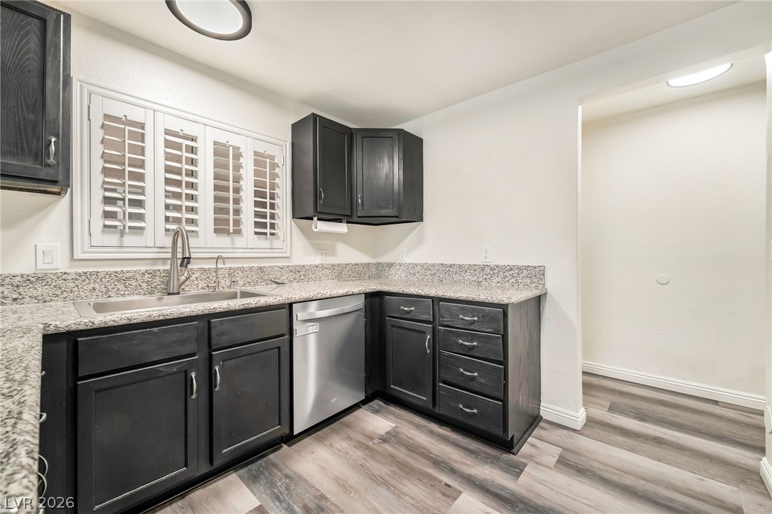 Photo 16 of 39, 2200 S Fort Apache Road #2229