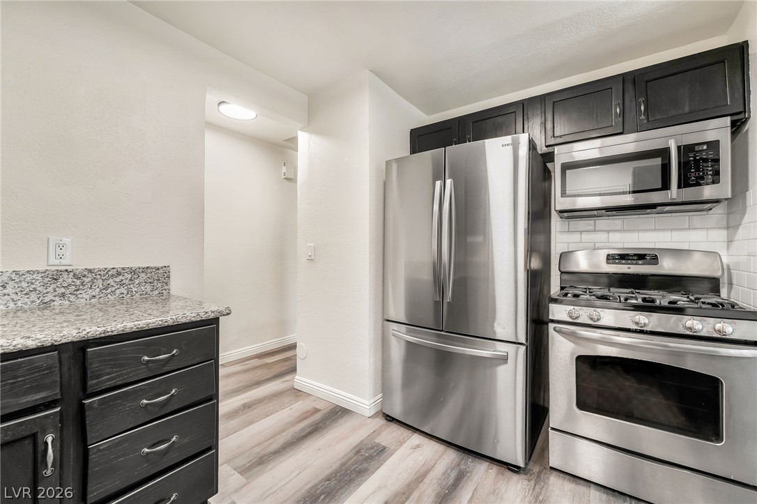 Photo 18 of 39, 2200 S Fort Apache Road #2229