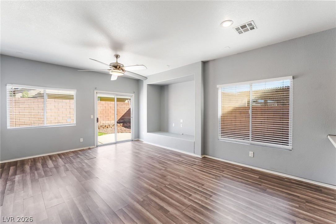 Photo 12 of 41, 6249 Highland Gardens Drive