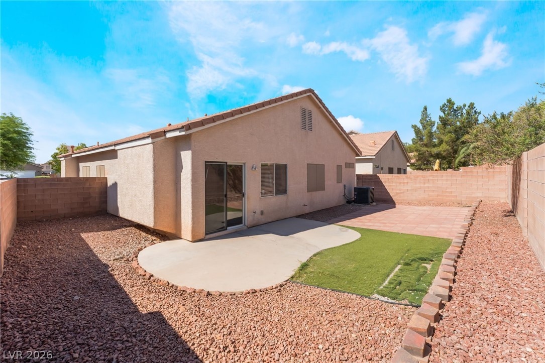 Photo 34 of 41, 6249 Highland Gardens Drive