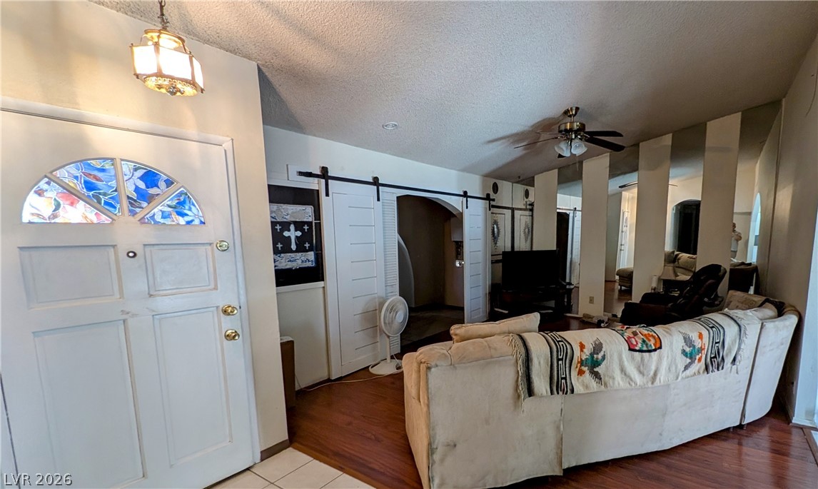 Photo 2 of 3204 Lindell Road