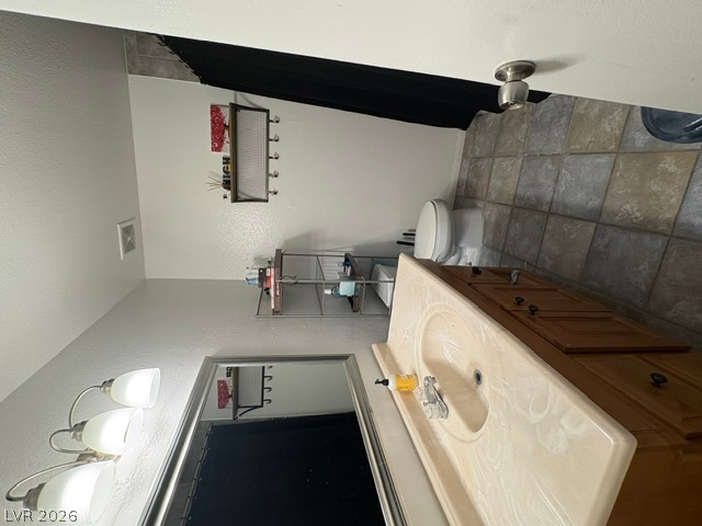 Photo 22 of 33, 3541 Rio Robles Drive #D