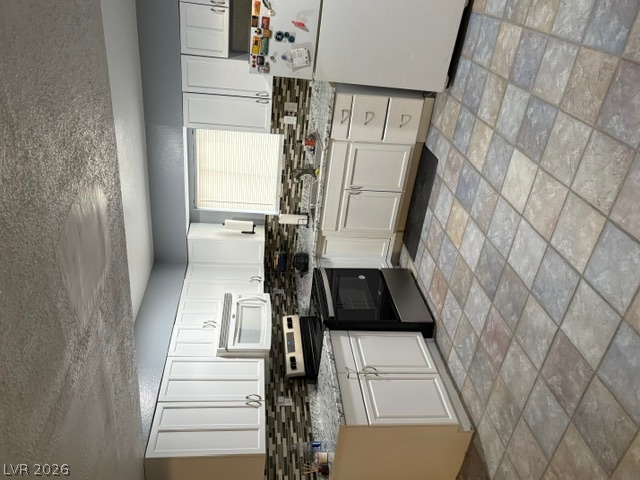 Photo 9 of 33, 3541 Rio Robles Drive #D