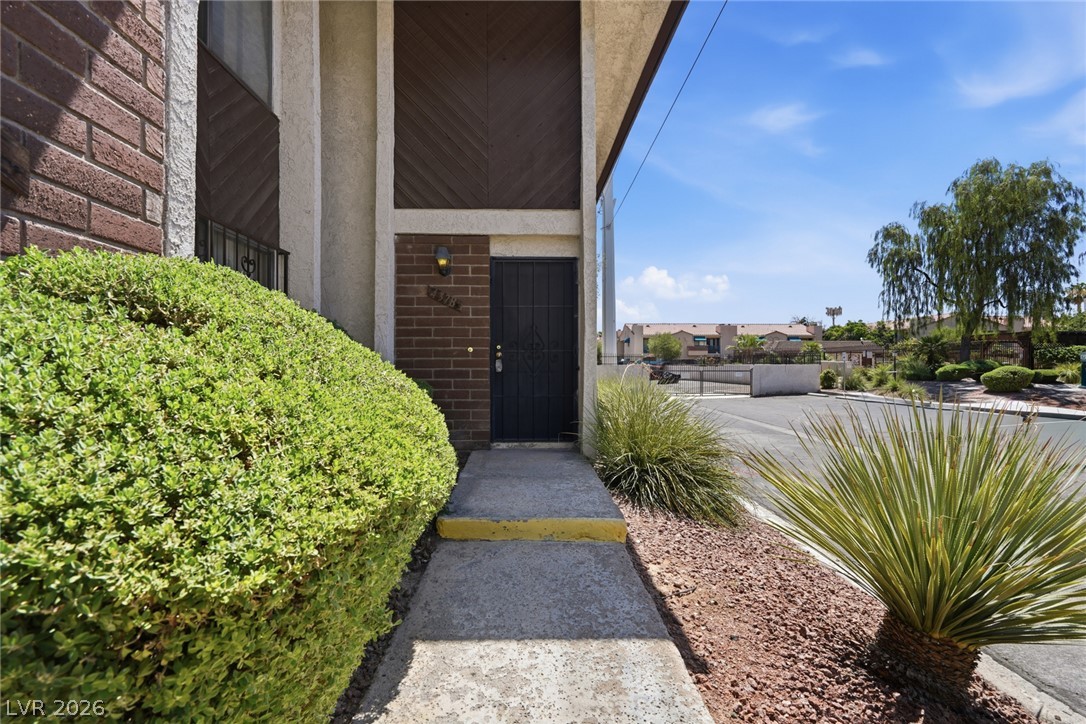 Photo 4 of 4378 Shortleaf Street