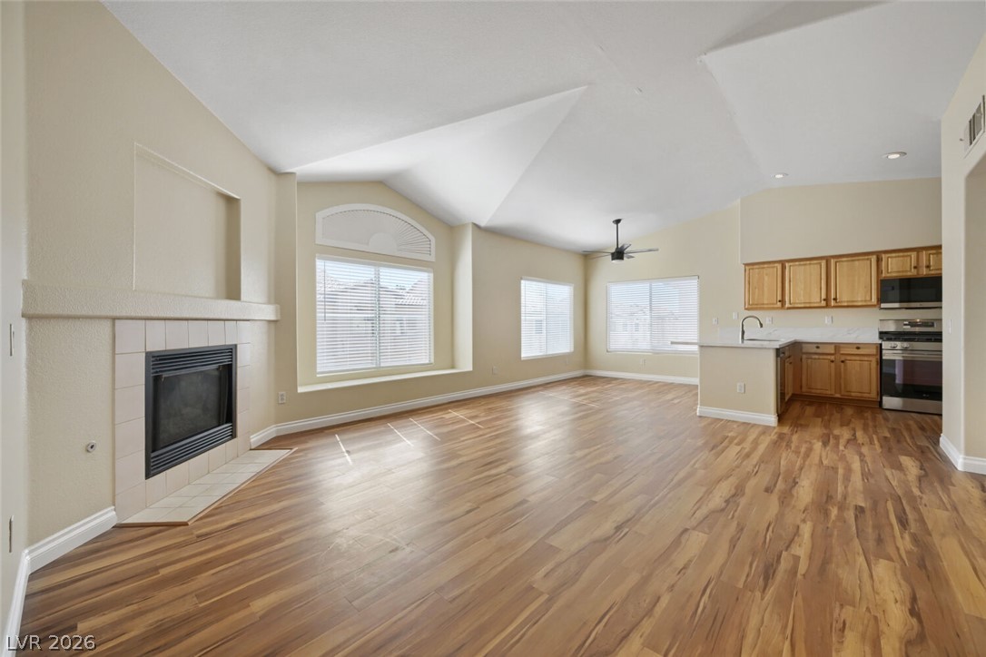 Photo 4 of 4941 Black Bear Road #202