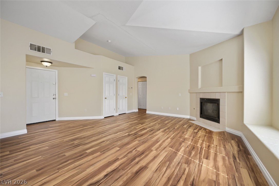 Photo 9 of 27, 4941 Black Bear Road #202