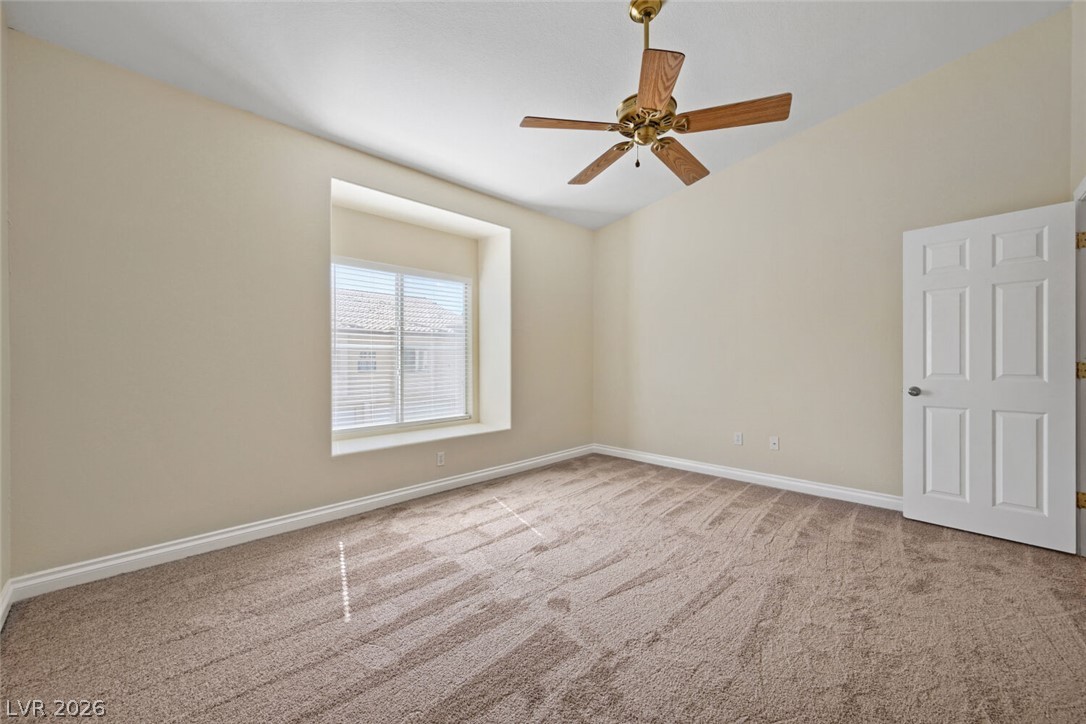 Photo 11 of 27, 4941 Black Bear Road #202