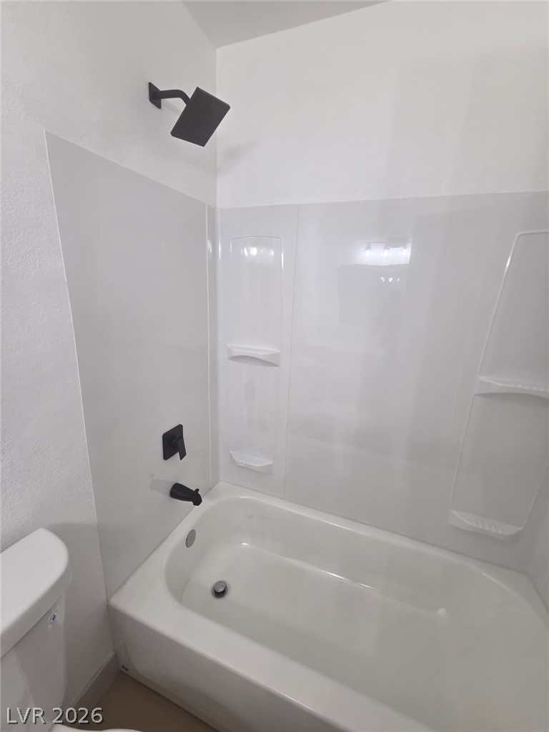 Photo 11 of 25, 1800 Edmond Street #116