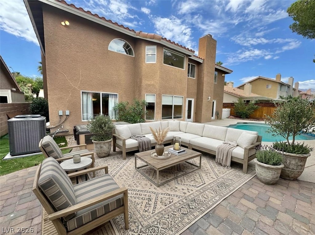 Photo 4 of 8240 Tivoli Cove Drive