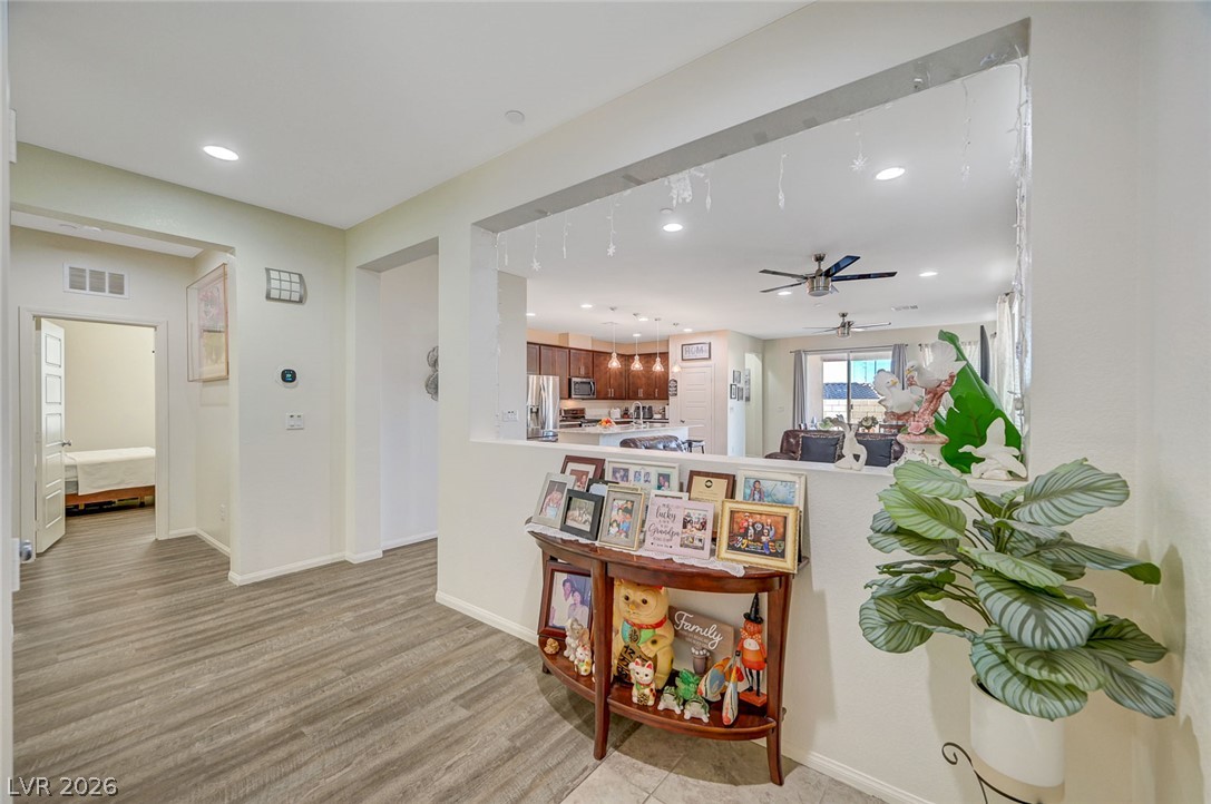 Photo 6 of 54, 978 Spiracle Avenue