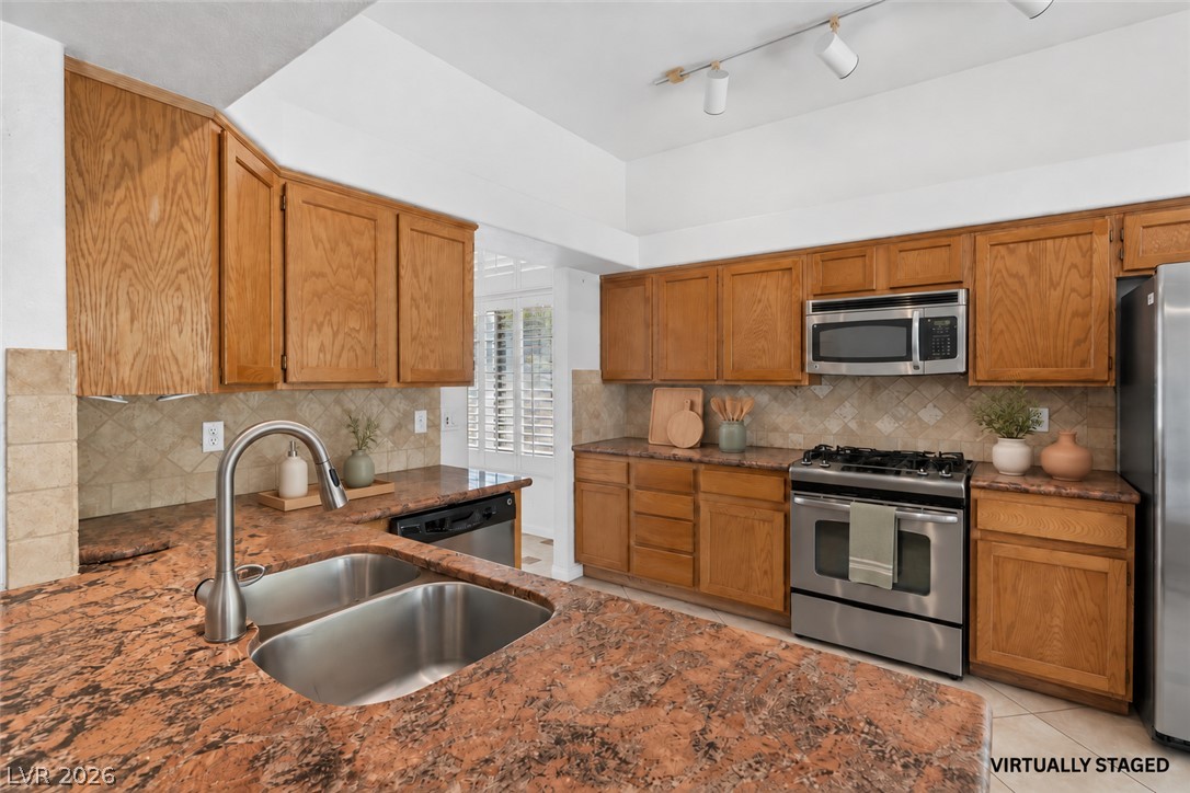 Photo 5 of 1413 Sun Copper Drive