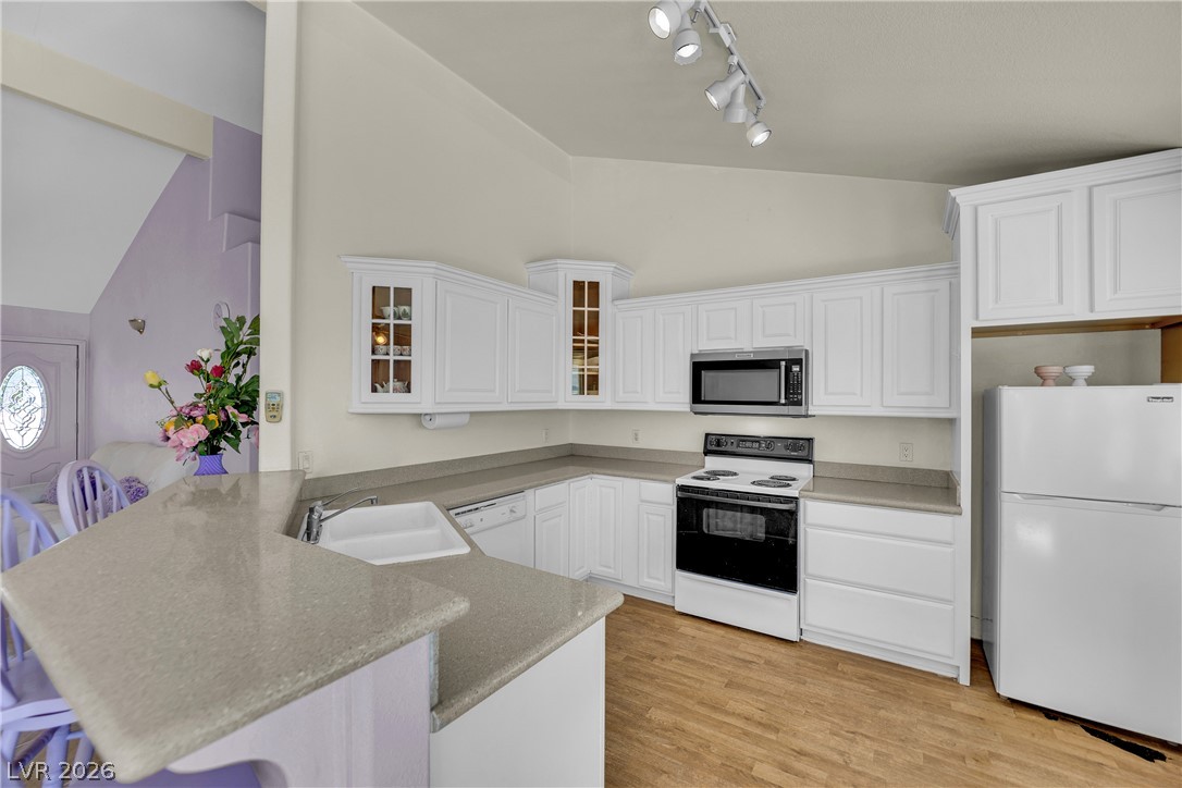Photo 4 of 4447 Jacksboro Drive