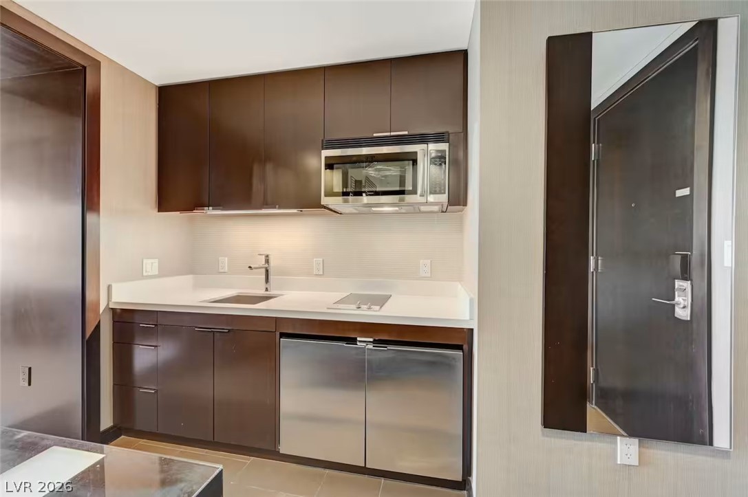 Photo 17 of 24, 2600 W Harmon Avenue #17039