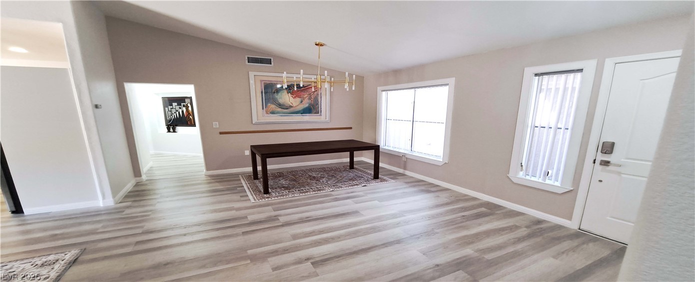 Photo 3 of 10033 Woodhouse Drive