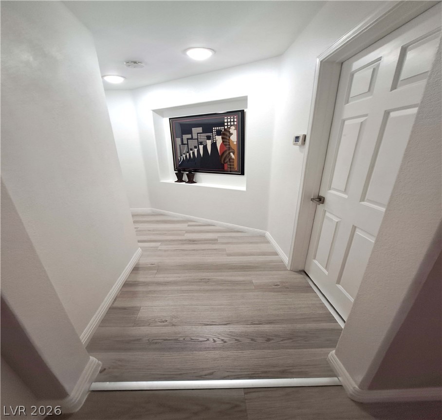 Photo 5 of 10033 Woodhouse Drive