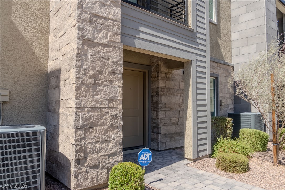Photo 5 of 1120 Tektite Avenue