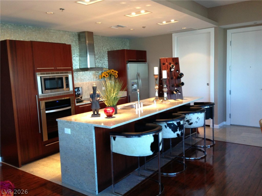 Photo 6 of 14, 4471 Dean Martin Drive #2509