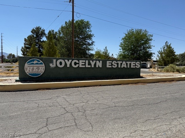 1701 Dollar Street, Pahrump 89048
