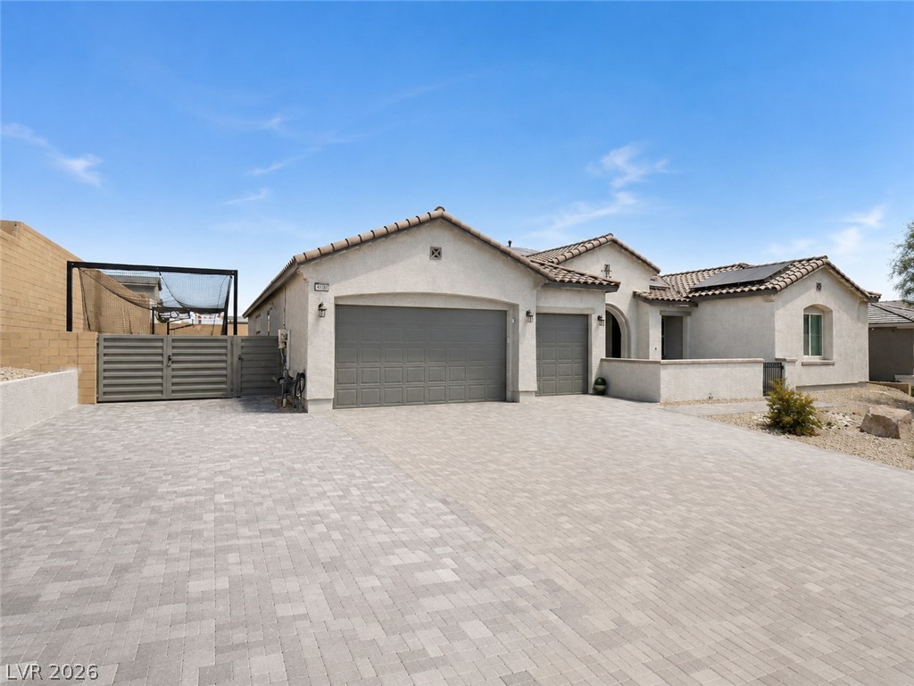 Photo 3 of 9930 Justin Earl Avenue