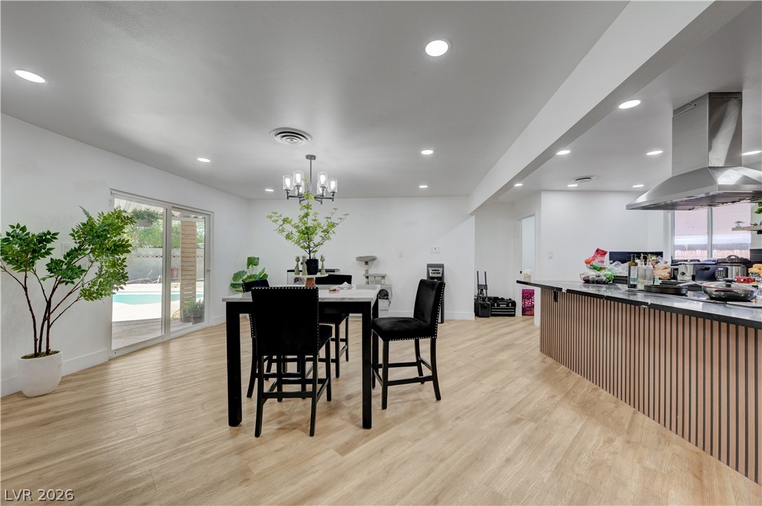 Photo 14 of 42, 4412 Denia Circle