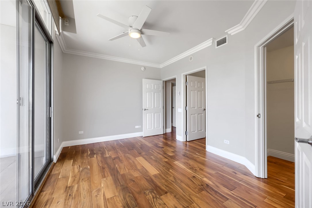 Photo 17 of 47, 200 W Sahara Avenue #3906
