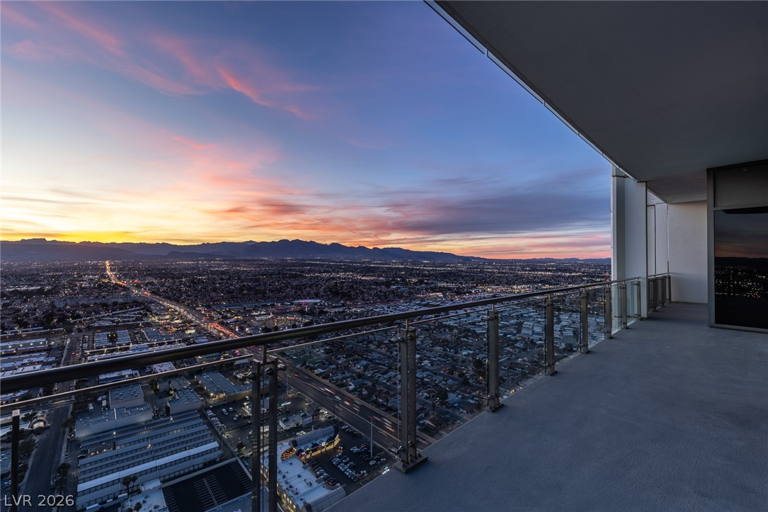 Photo 53 of 80, 4381 W Flamingo Road #57308