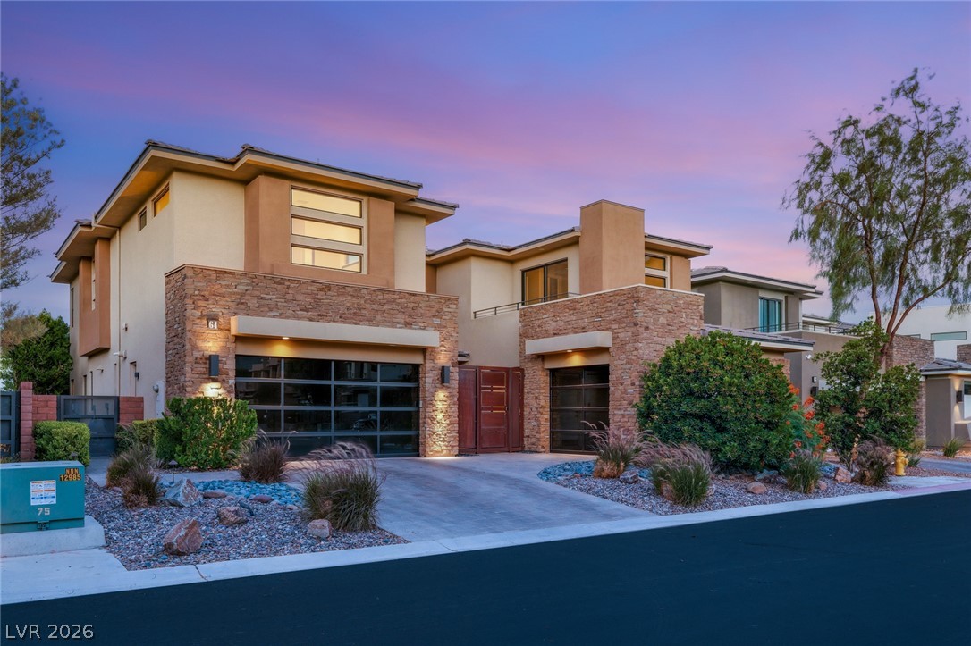 64 Grey Feather Drive, Las Vegas 89135