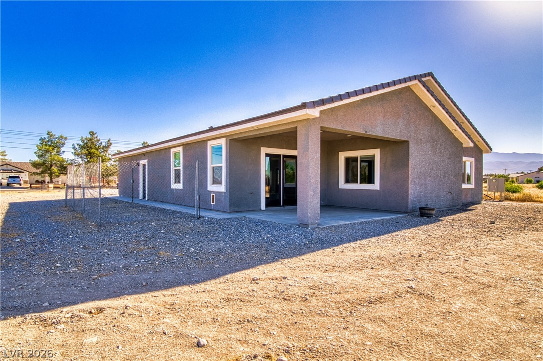 Photo 6 of 56, 1501 Huracan Street