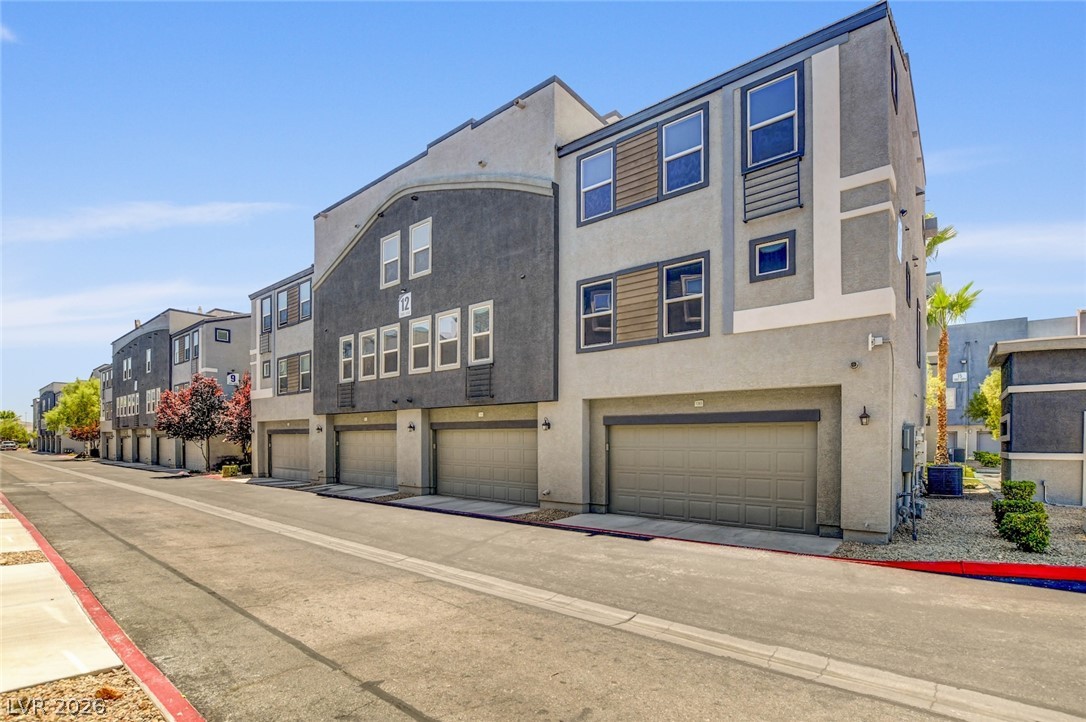 Photo 55 of 61, 9050 W Tropicana Avenue #1066