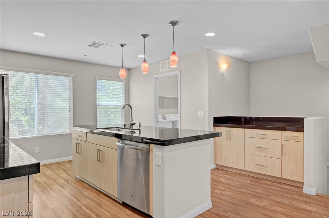 Photo 17 of 61, 9050 W Tropicana Avenue #1066
