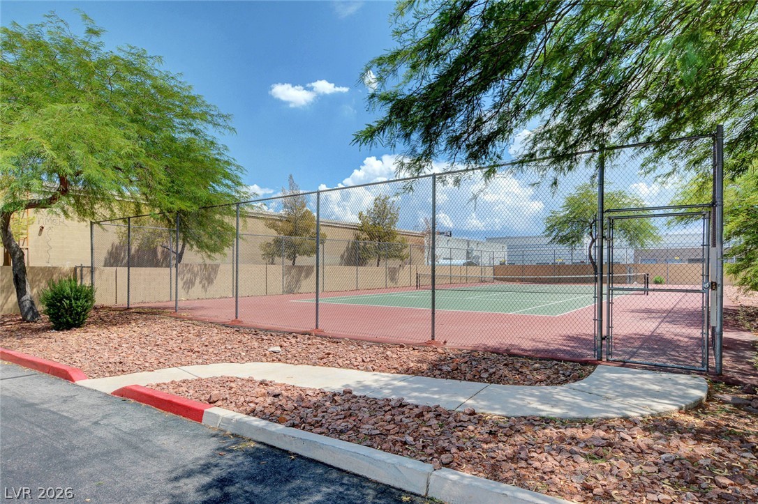 Photo 51 of 59, 5055 W Hacienda Avenue #2004