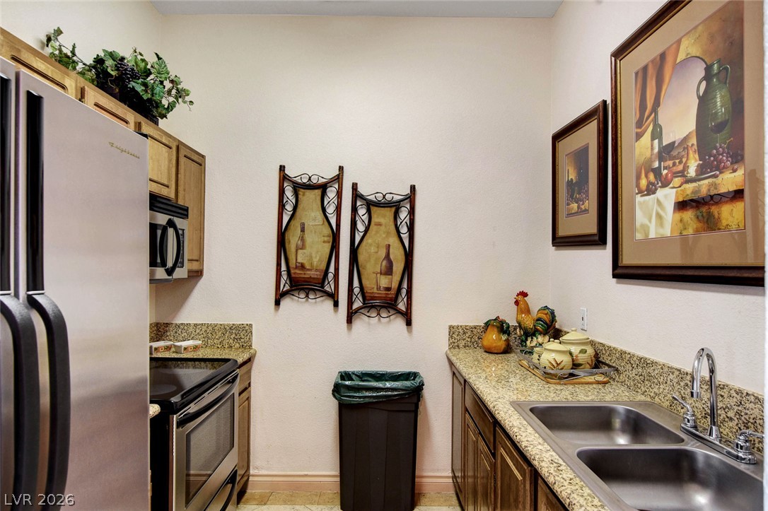 Photo 48 of 59, 5055 W Hacienda Avenue #2004