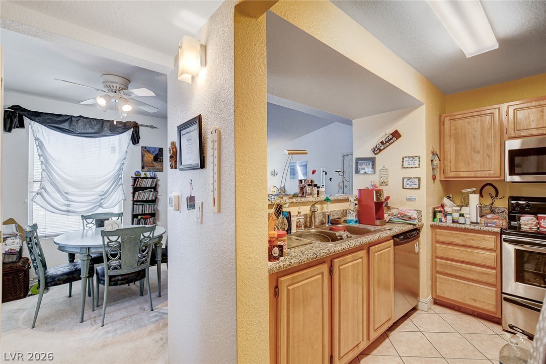 Photo 18 of 59, 5055 W Hacienda Avenue #2004