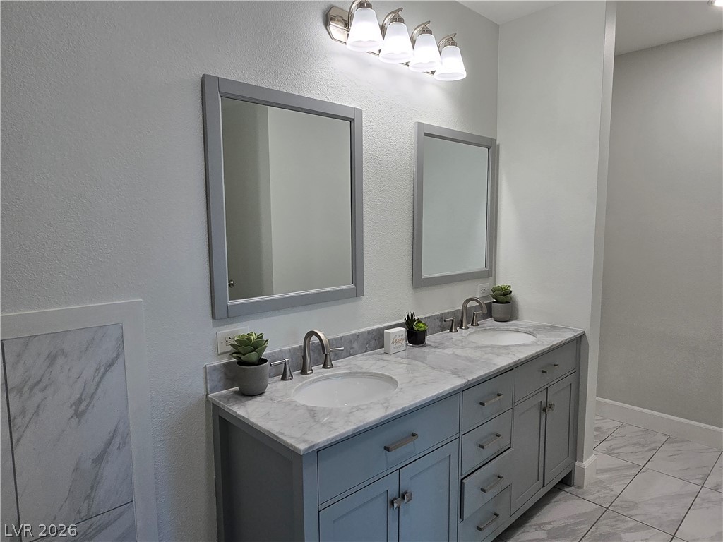 Photo 21 of 53, 4525 Dean Martin Drive #503