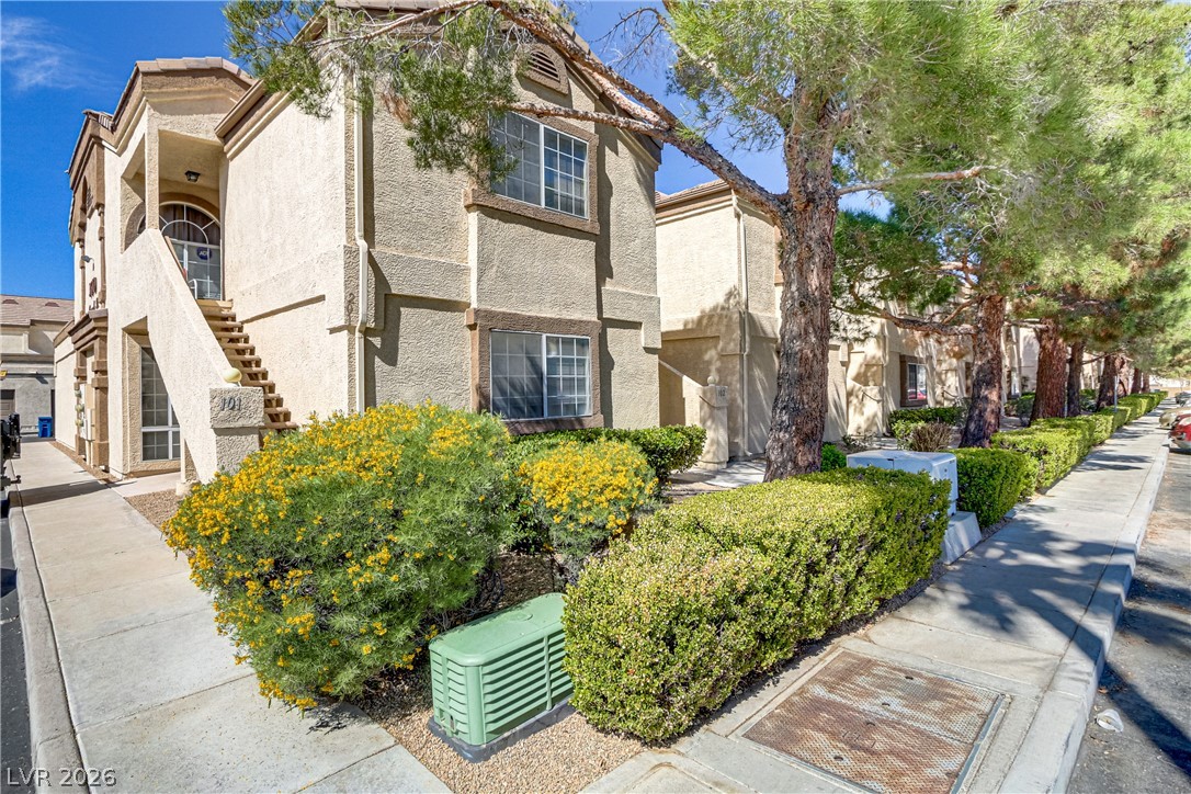 3660 Renovah Street #204, Las Vegas 89129