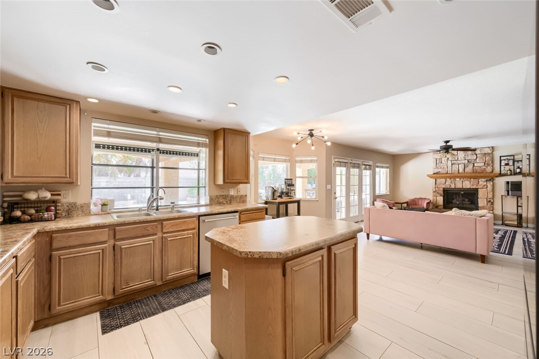 Photo 11 of 29, 6413 Vicuna Drive