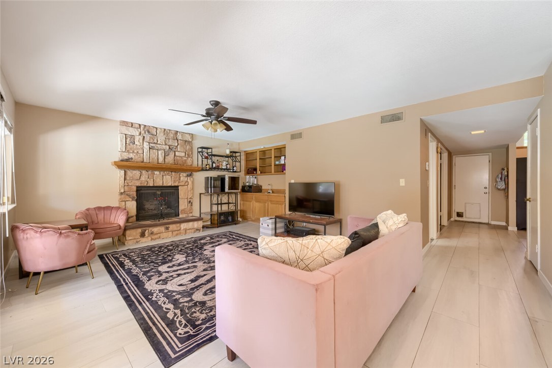 Photo 13 of 29, 6413 Vicuna Drive