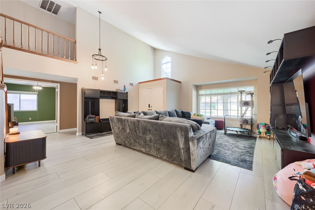 Photo 7 of 29, 6413 Vicuna Drive