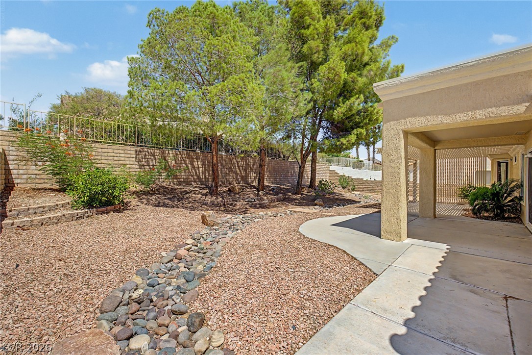 Photo 21 of 26, 3017 Hawksdale Drive