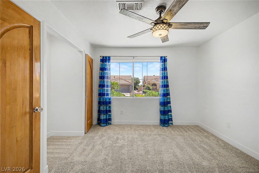 Photo 17 of 26, 3017 Hawksdale Drive