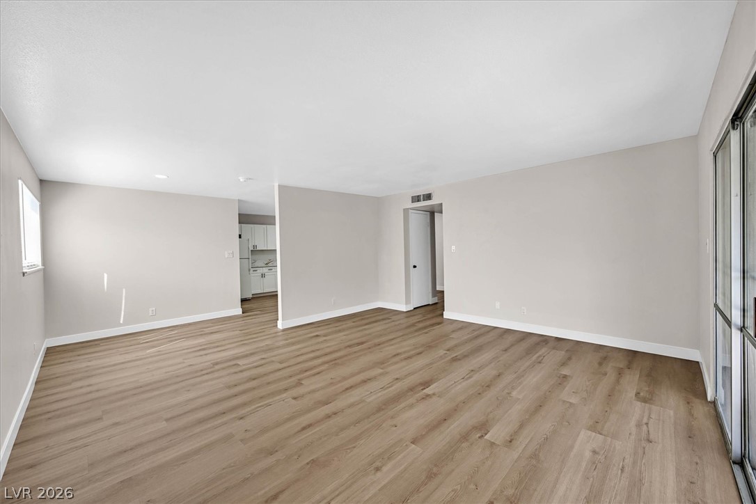 Photo 6 of 28, 6225 McAllister Avenue