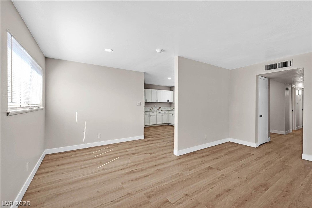 Photo 8 of 28, 6225 McAllister Avenue