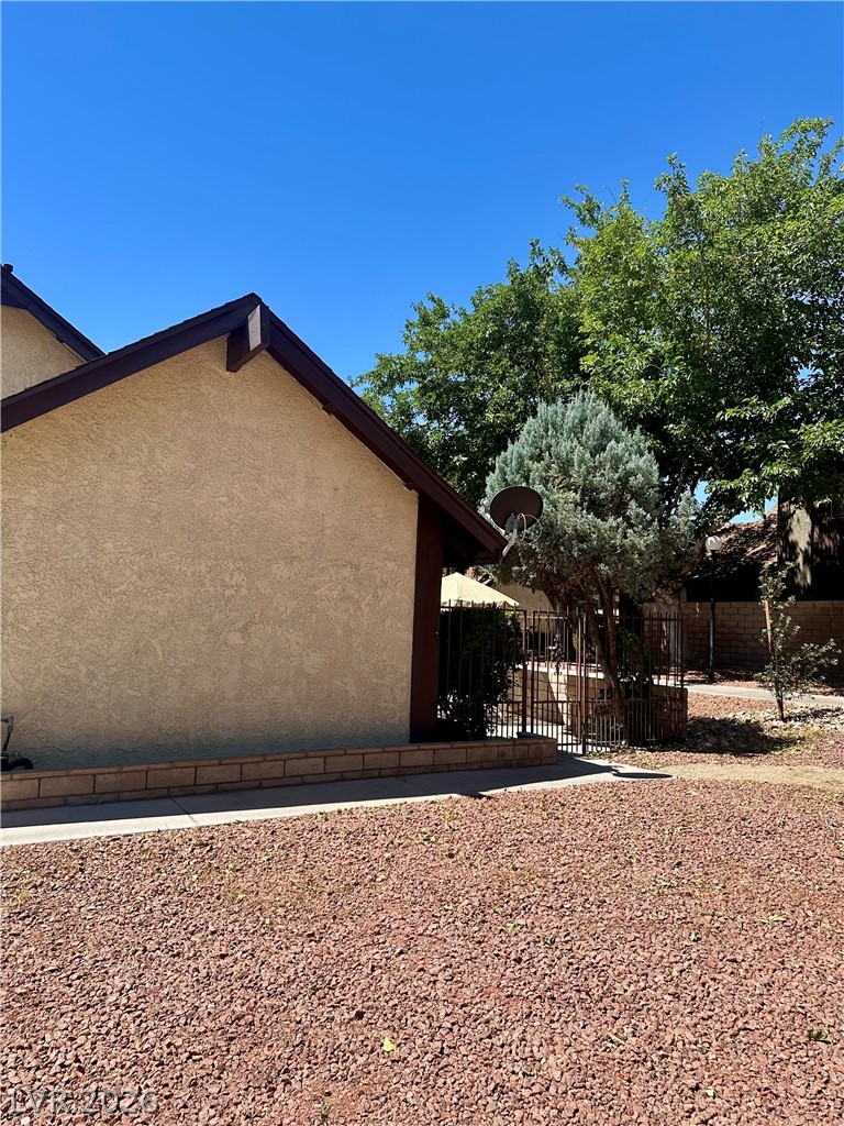 Photo 2 of 3151 Batavia Drive