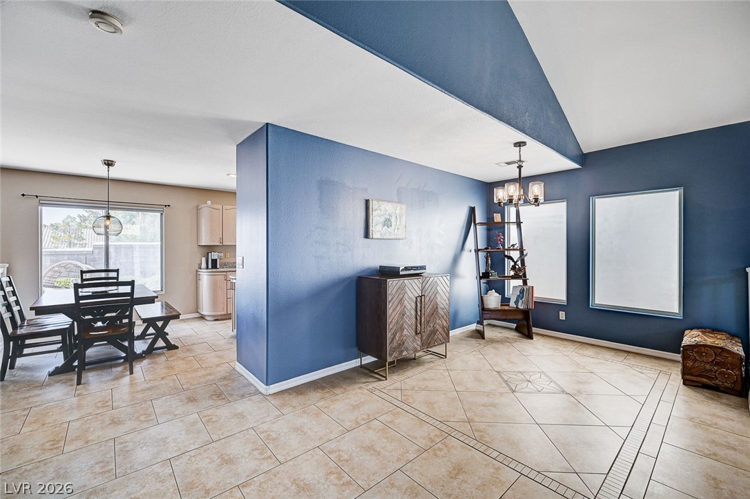 Photo 10 of 48, 7813 Falconwing Avenue