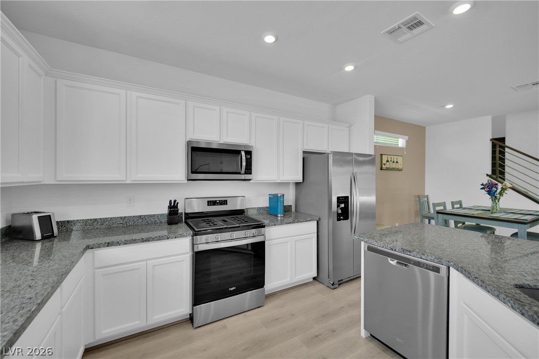 Photo 3 of 10691 Sariah Skye Avenue
