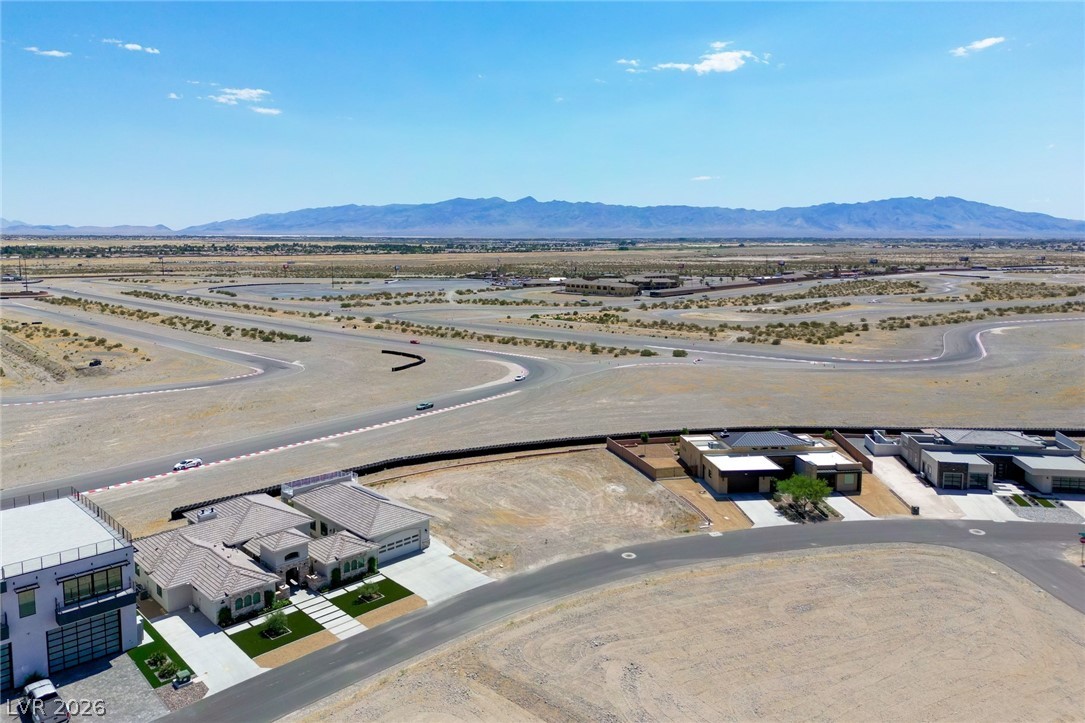 Photo 4 of 6079 E Spring Mountain Boulevard