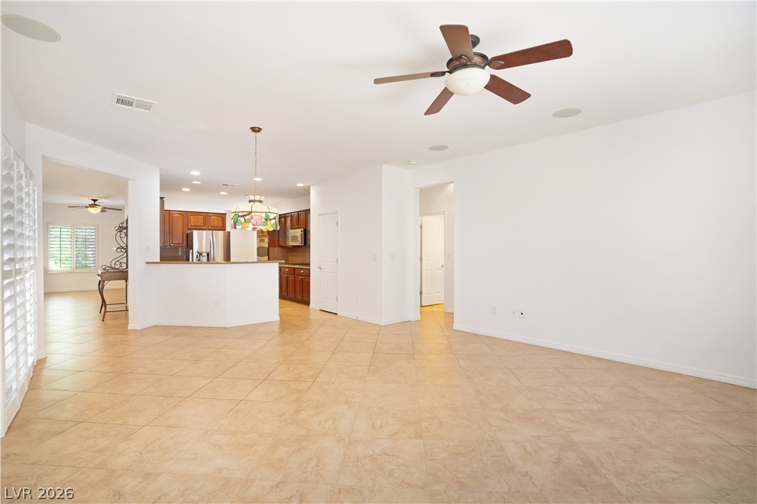 Photo 4 of 2353 Orangeburg Place