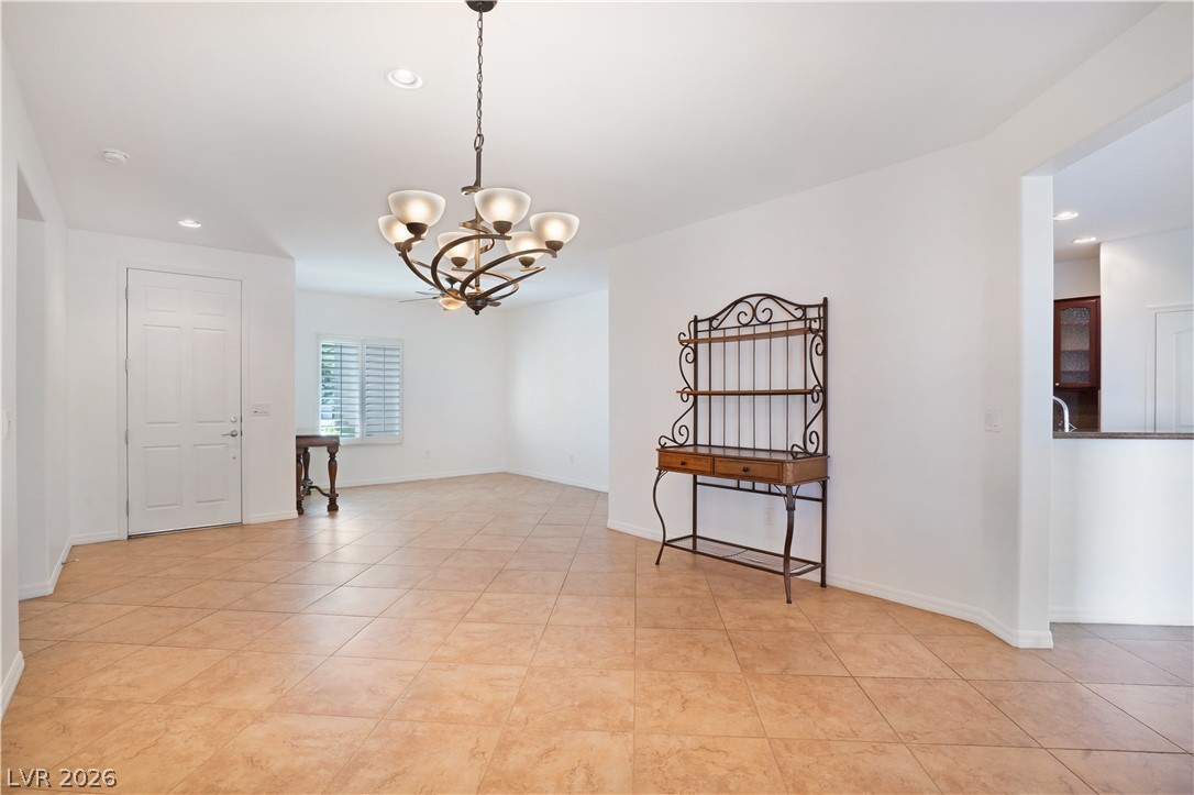 Photo 10 of 33, 2353 Orangeburg Place